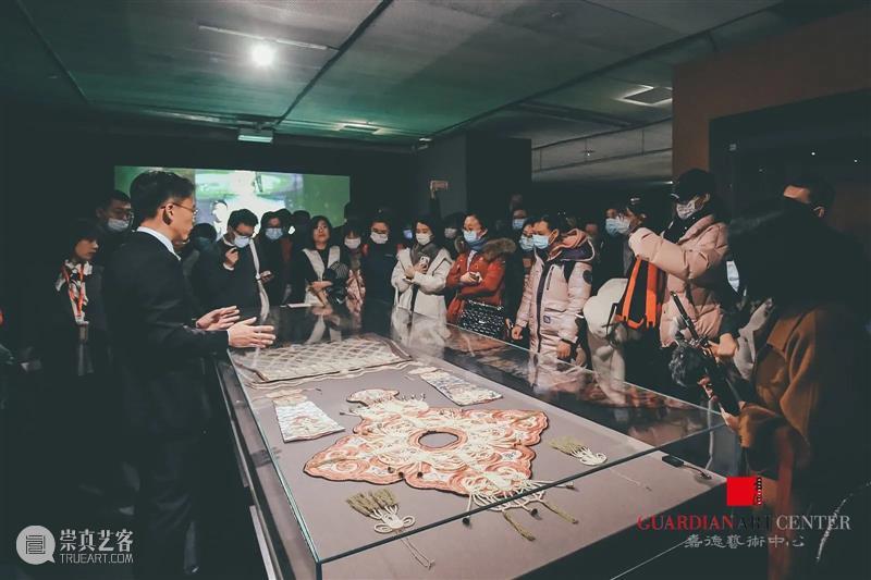 GAC展览 |故宫博物院x嘉德艺术中心联袂呈现《妙宝庄严——故宫博物院藏法器展》 嘉德艺术中心 故宫博物院 妙宝庄严——故宫博物院藏法器展 GAC x嘉德艺术中心 嘉德艺术中心联合主办 嘉德艺术中心 宫廷 器座 之后 开幕式 崇真艺客
